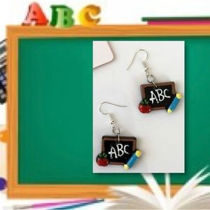 $2 EARRINGS. NEW. $2 WITH ANY $10 ORDER OR MORE